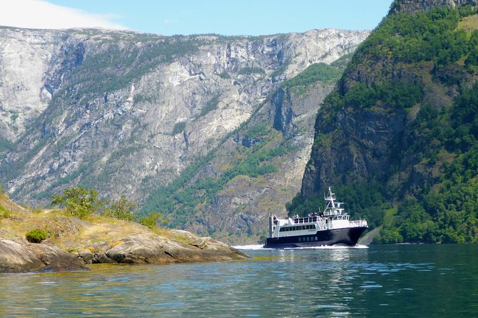 Guided Fjord & Glacier Tour - From BERGEN - The Sognefjord cruise is the day’s slowest moment