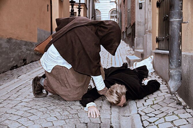 Guided Ghost Tours with Actors From Stockholm - Starting at Köpmantorget and Stortorget