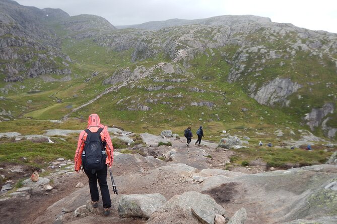 Guided hike to Kjerag and Kjeragbolten - The scenery on the way to Kjerag