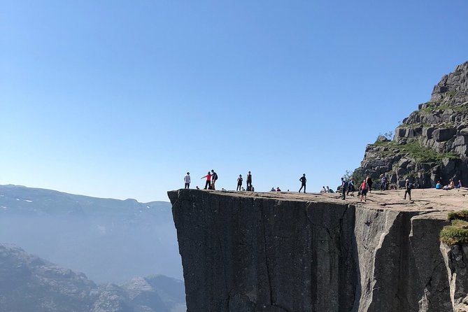 Guided hike to Pulpit Rock Preikestolen - The famous cliff above Lysefjorden