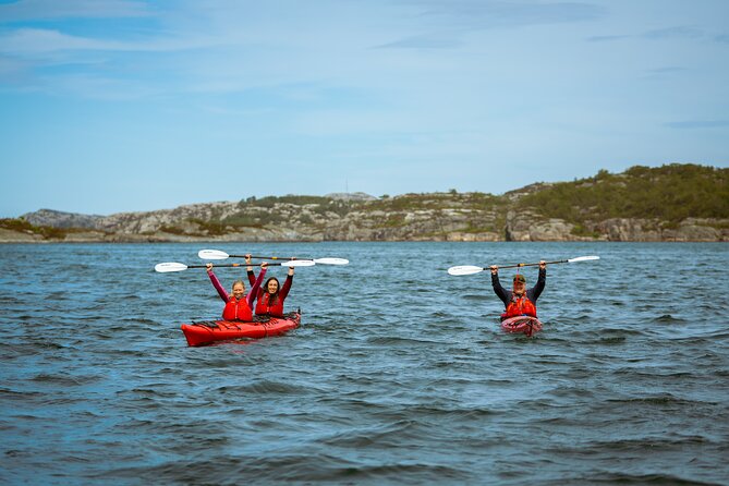 Guided Kayak Tour Bergen - Paddling through Øygarden’s channels and North Sea water