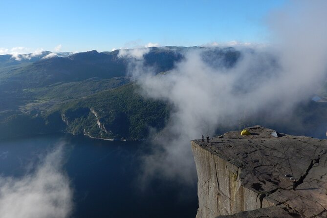 Guided sunrise hike to Pulpit Rock Preikestolen - Watching the Lysefjord appear at Preikestolen