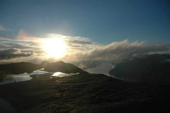 Guided sunrise hike to Pulpit Rock Preikestolen - From your Stavanger address to the trailhead