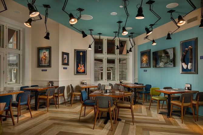Hard Rock Cafe Copenhagen with Set Menu for Lunch or Dinner - Timing, transport, and the two-hour plan