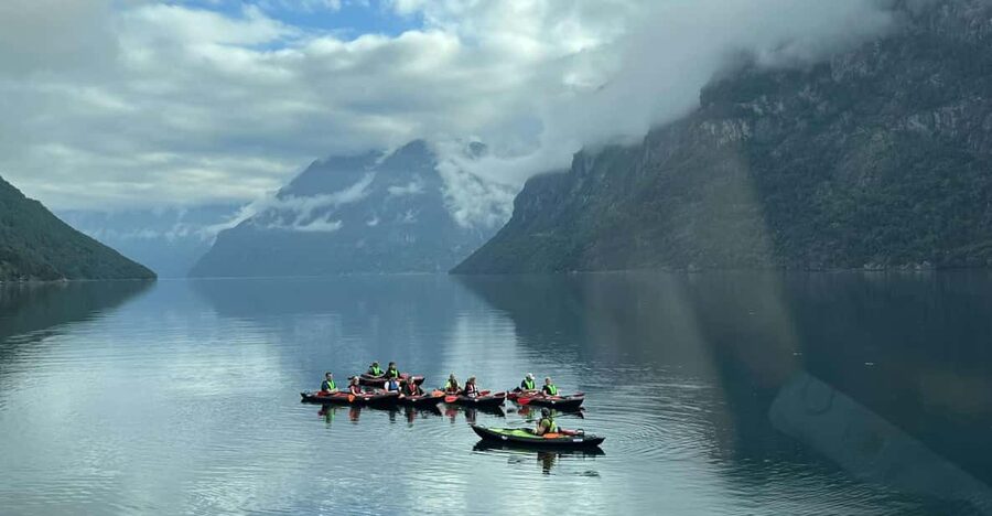 Hellesylt: Beginner-Friendly Fjord Kayaking Experience - Paddling out from Hellesylt harbor