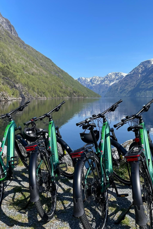 Hellesylt to Norangsdalen: Scenic E-Bike Tour - The waterfall route and the road toward Norangsdalen