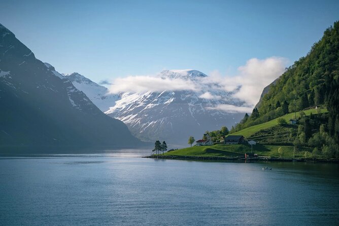 Hjørundfjord Fjord Tour Roundtrip from Ålesund - Hjørundfjord, the main event
