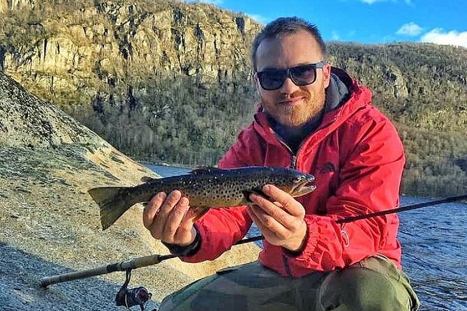 Inshore fishing in the Drangefjord - From the water to the table