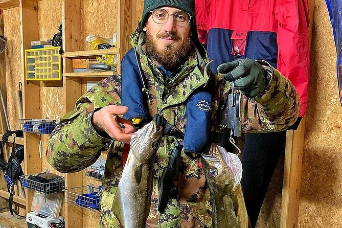 Inshore fishing in the Drangefjord - How the 2.5-hour fishing trip unfolds