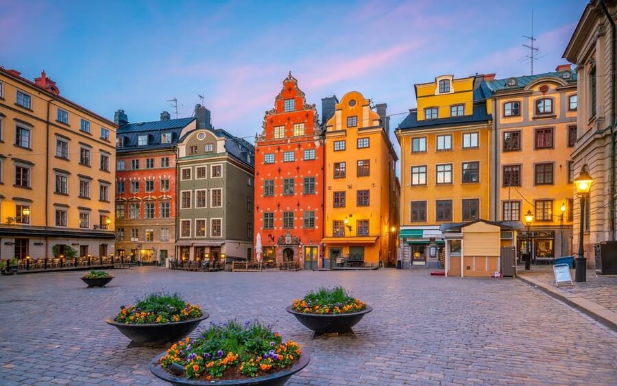 Jewish Gamla Stan and Jewish Museum Stockholm Private Tour - Remembering Raoul Wallenberg in Berzelii Park