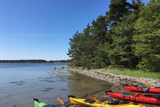 Kayak Tour in the Stockholm Archipelago with Lunch Meal - A Small Group With Guides Who Set the Tone