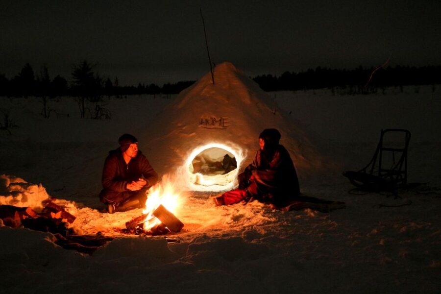 Kiruna: Build your own igloo overnight Tour - Breakfast, dogs, and the return to Kiruna