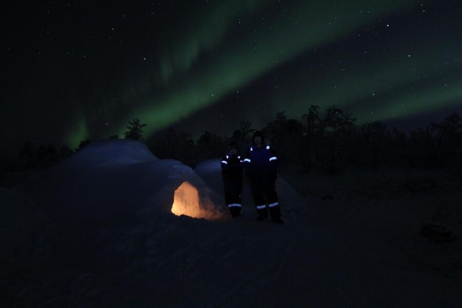 Kiruna: Build your own igloo overnight Tour - What the $326 price really covers
