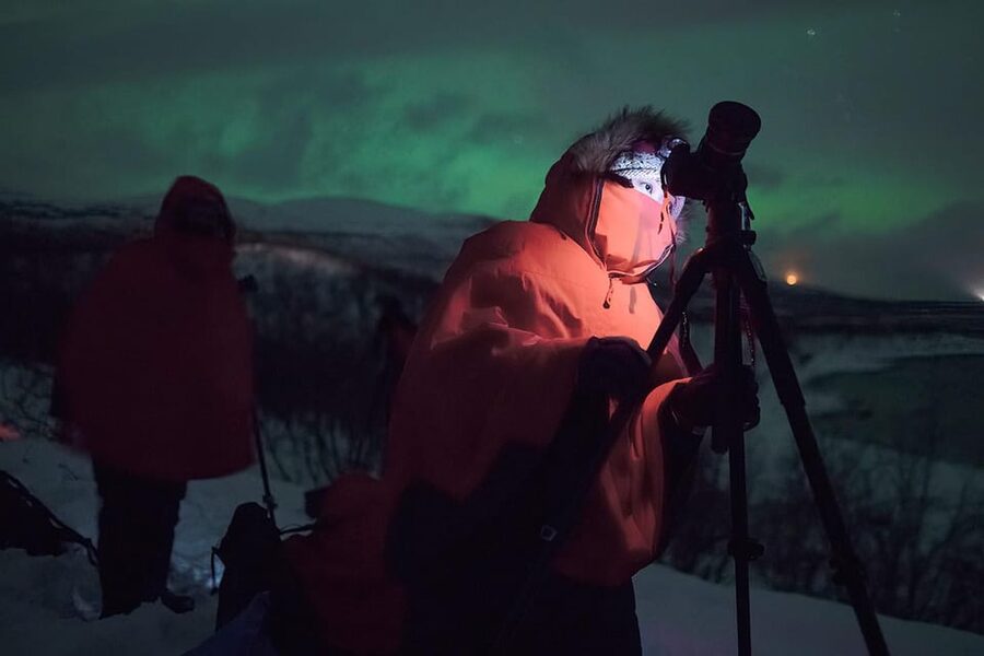 Kiruna: Northern Light Photo Tour with Equipment - Why local Sami guidance adds value