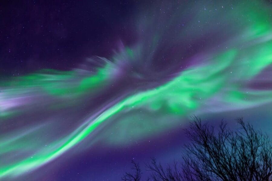 Kiruna: Northern Lights Minivan Chase with Warm Drink - Learning what you are seeing