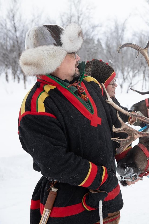 KIRUNA: Sami Reindeer Experience - Suovas Lunch in the Lávvu