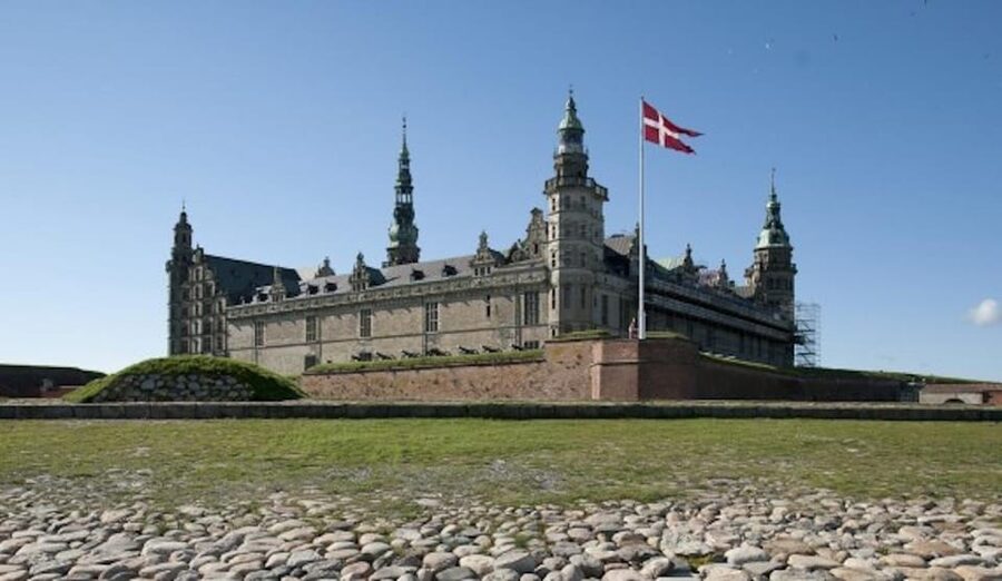 Kronborg Castle Entry Ticket - Hamlet, history hunts, and modern interpretation