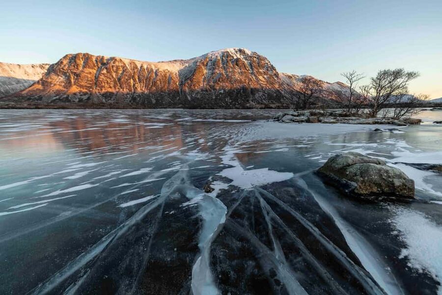 Lofoten: Half-Day Guided Tour with Photo Stops - Kabelvåg Church and the older side of Lofoten
