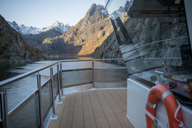 Lofoten Island: Silent Trollfjord Cruise from Svolvær - The first hour through the Lofoten Islands