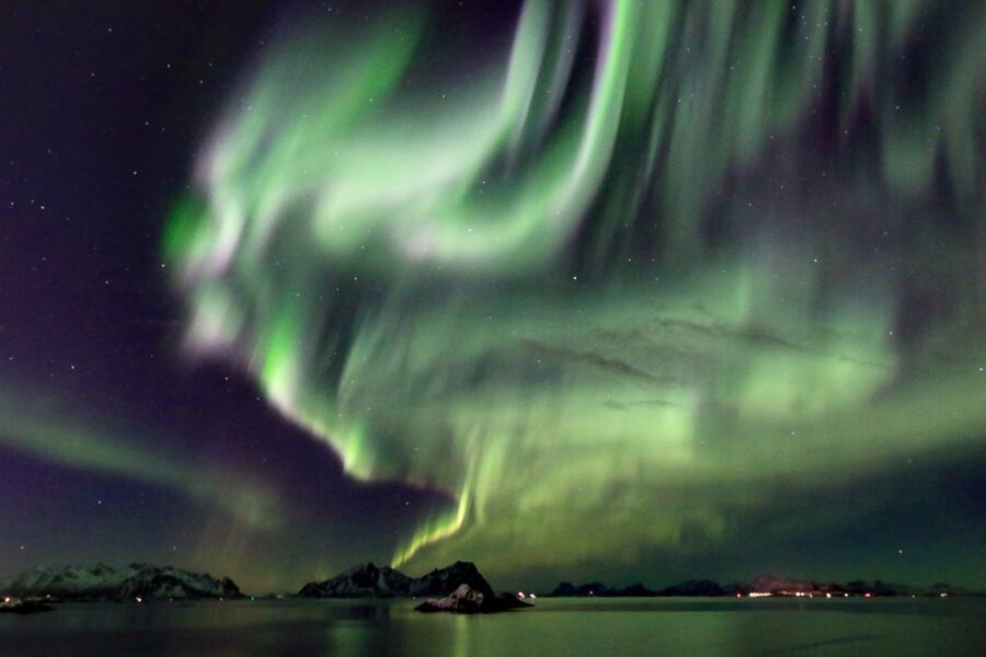 Lofoten: Northern Lights Tour with Photographer - Chasing clear skies around Lofoten