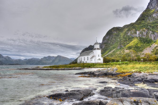 Lofoten Summer Panoramic Tour - Gimsøya adds beaches and open sea