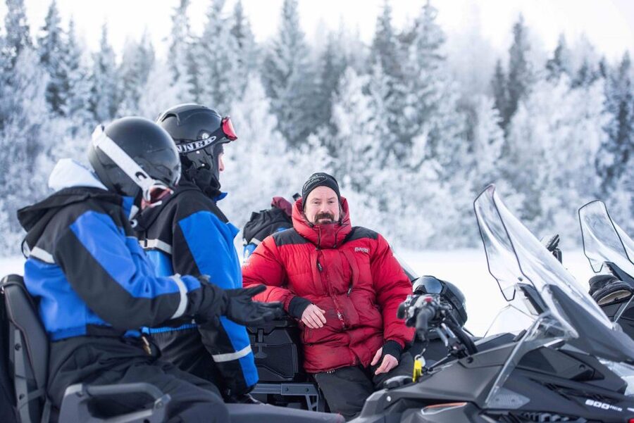 Luleå : Snowmobile - Forest and Ice Nature Tour 2h - Brändön Lodge gives you more than a departure point