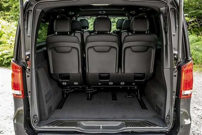 Luxury Vehicle Transfer from Copenhagen Airport CPH to Copenhagen - Who will get the most from this service