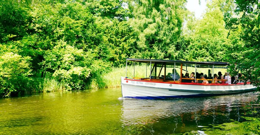 Lyngby & Bagsværd Lake: Baadfarten Boat Ride - Starting at Sorgenfrivej and Lyngby Lake