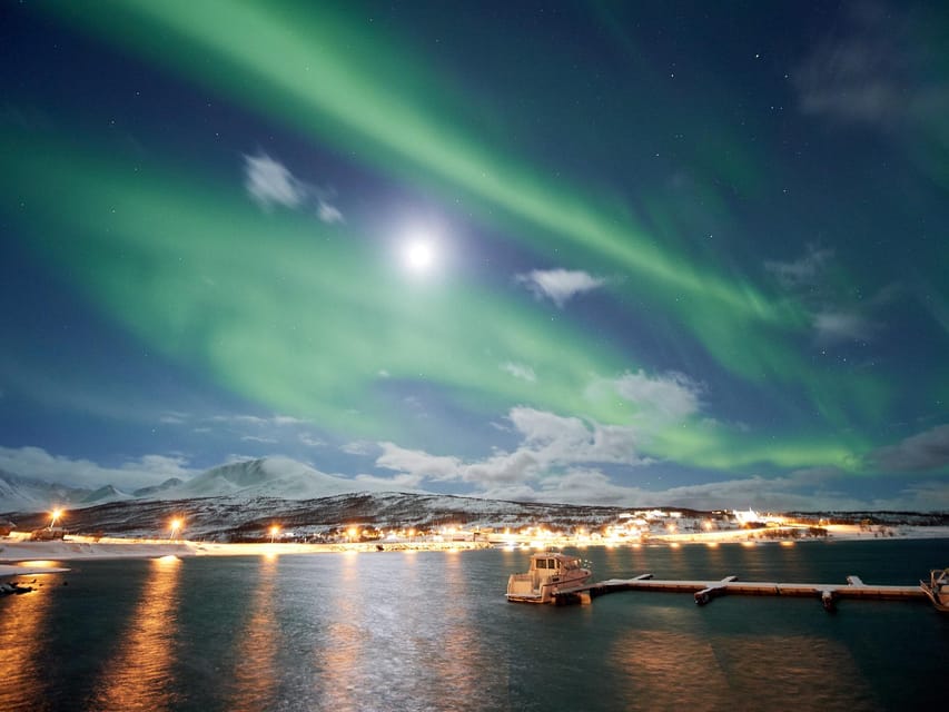 Lyngenalps: Northern Lights Snowmobile Safari - Key points before you book