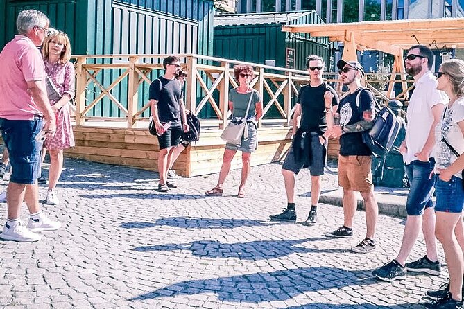 Make Your Own Tour - Guided Walking Tour - Akademibokhandeln and a change from day to night