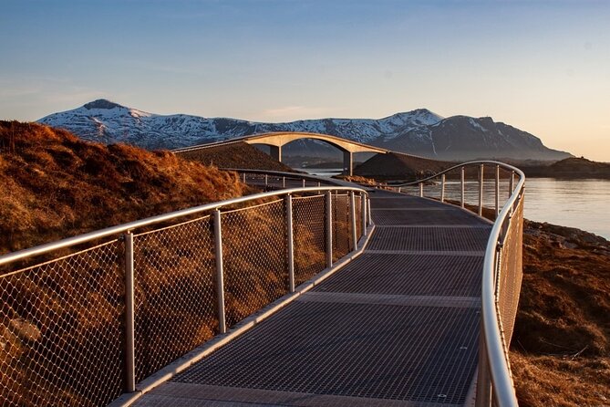 Molde and Atlantic Ocean Road Audio Tour - The eight-bridge crossing and exposed Hustadvika