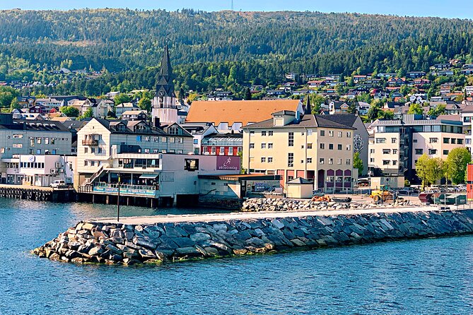 Molde - Atlantic Road Private Sightseeing tour - Crossing the Atlantic Road and the Drunken Bridge