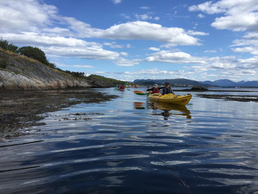 Molde - Guided kayak tour - From the activity center to the first stretch of water