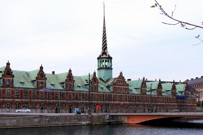 Monstour: A Self-Guided Audio Tour of Danish Folk Legends - How the GPS audio format works in practice