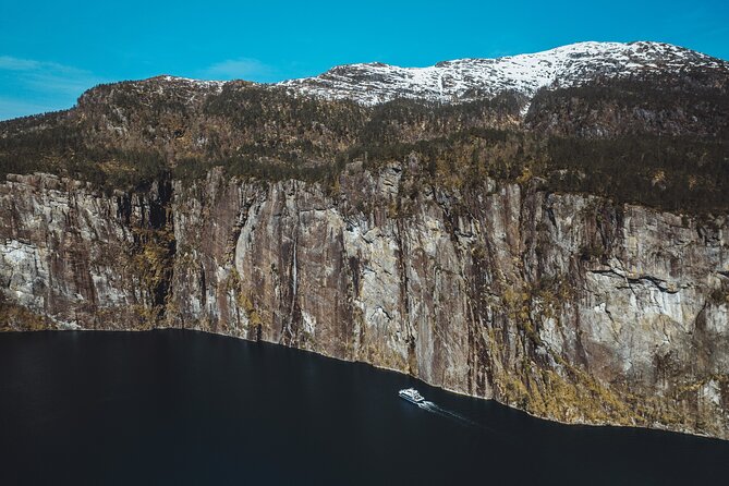Mostraumen Fjord Cruise - the local operator - Osterfjorden’s waterfalls and villages