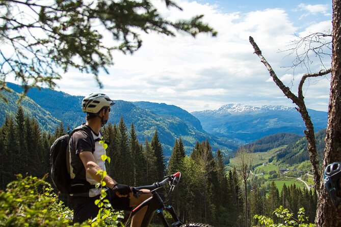 Mountain Bike - Voss Storålsen - Storålsen trails, roots, rocks, and small jumps
