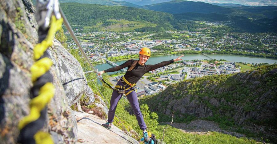 Mountain-climbing adventure in Mosjøen Via Ferrata - How the Øyfjellet Via Ferrata works