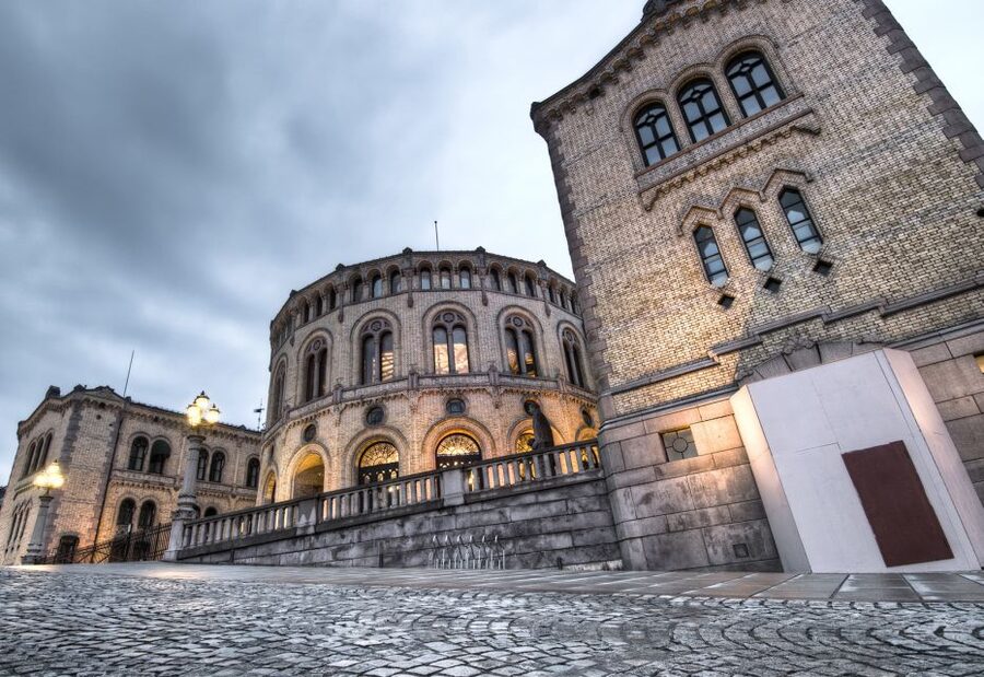 Myth and Legends Oslo Walking Tour - How the Two-Hour Pace Feels