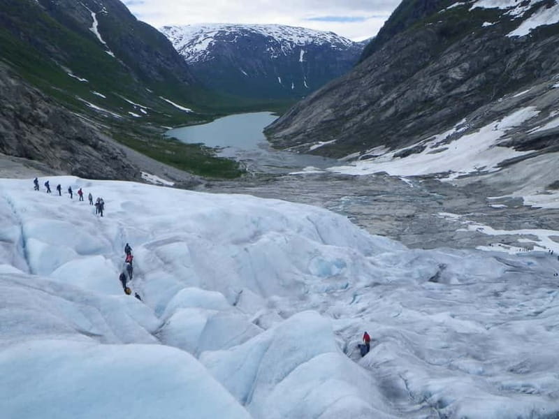 Nigards: Kayaking and Glacier Hike - How the guiding affects the day