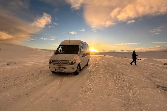 North Cape Winter Tour - What the guide and group format mean