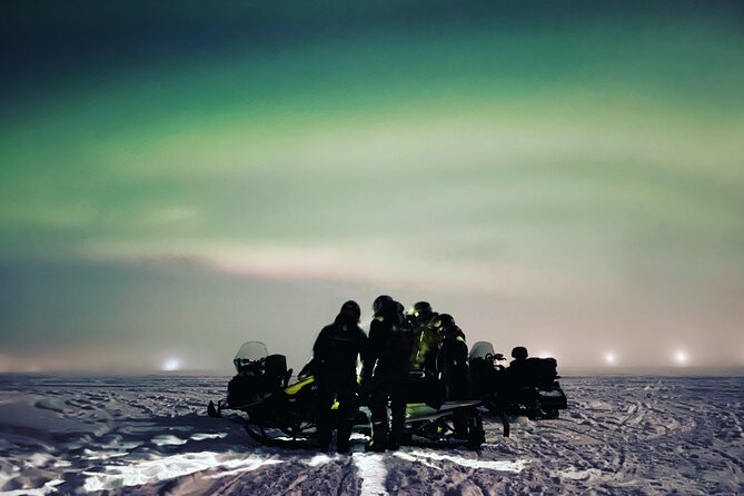 Northern Light snowmobile tour in Kiruna 7:30 pm - What the four to five-hour route includes