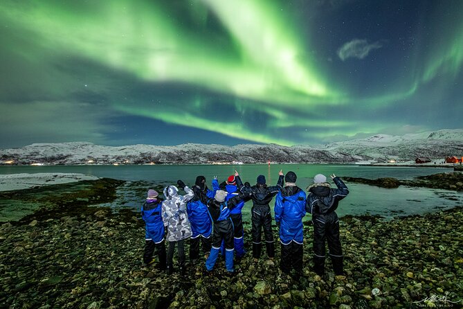 Northern Lights Adventure with Greenlander, 8 people max - Campfire food makes the cold more manageable
