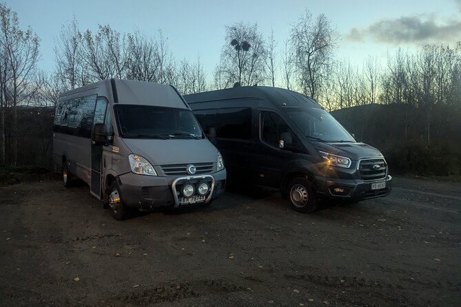 Northern Lights Minibus Chase Max 16 Person In Group - Warm drinks help, but warm clothing is your job