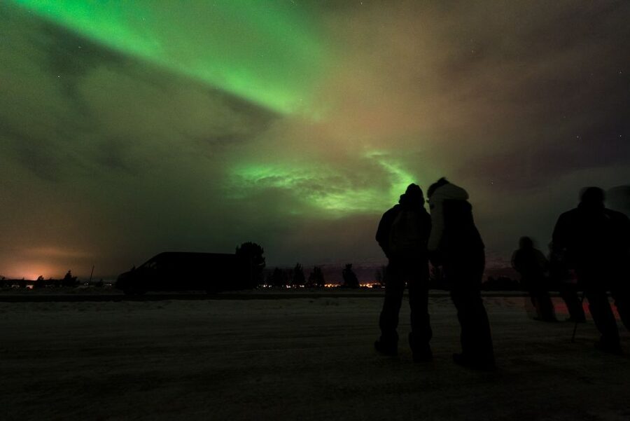 Northern lights Tromsø - small group tour with local guide - Starting at Kaigata 4 in central Tromsø