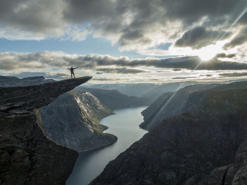 Odda: Trolltunga Via Ferrata, Sunset and Sunrise - Why this Trolltunga route feels different