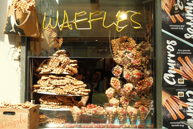 Old Town Self-Guided Tour with interactive challenges - A playful way to see Gamla stan