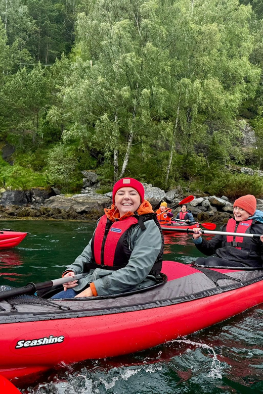 Olden: Experience Beginner-friendly Fjord Kayaking - Small details that make the day easier