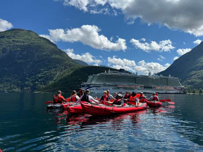 Olden: Experience Beginner-friendly Fjord Kayaking - The first minutes: safety, gear, and paddling basics