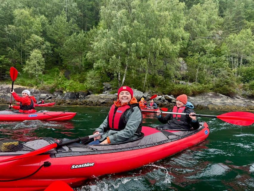 Olden: Experience Beginner-friendly Fjord Kayaking - Who should book this Olden kayaking tour?