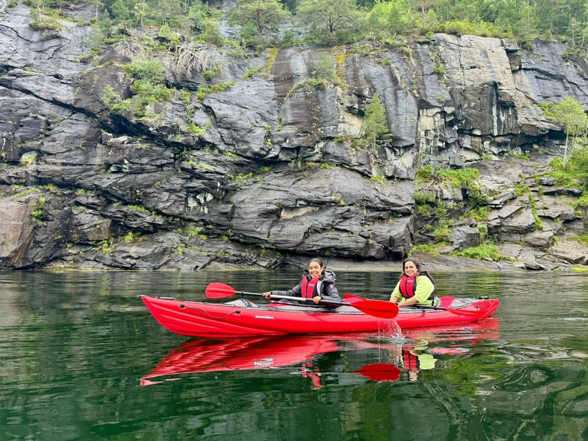 Olden: Experience Beginner-friendly Fjord Kayaking - From the cruise dock to the brown boathouse